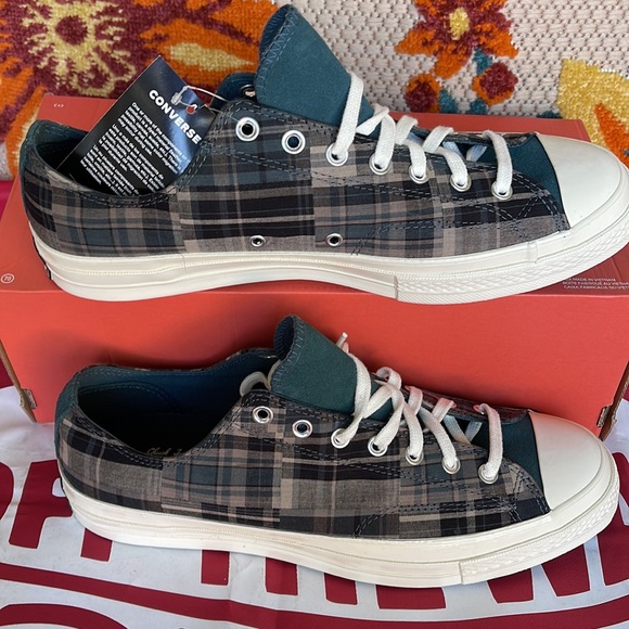 Converse 166852C
CHUCK 70 OX 
BLACK/FADED SPRUCE
Men’s sneakers - athletic shoes - Picture 2 of 16